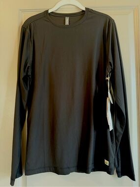 Vuori Men’s Long Sleeve Performance Tech Tee Black Size Small NWT